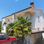 Sea Pearl Apartament Poreč